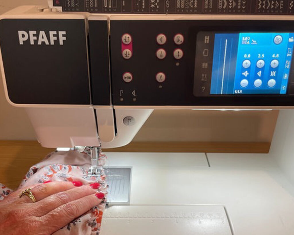 sewing with fine fabrics on the pfaff creative 3.0